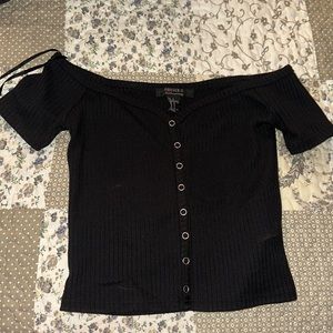 Black crop top